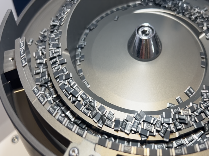 电子元件正反面上料检测